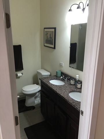 1645 W Huron Street 3F, Chicago, IL 60622