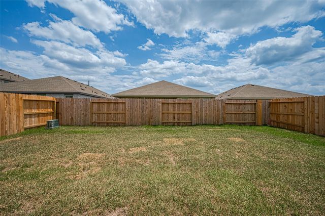 28723 Texas Sparrow, Hockley, TX 77447
