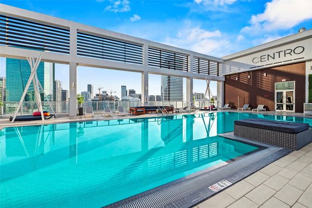 151 SE 1st St 506, Miami, FL 33131