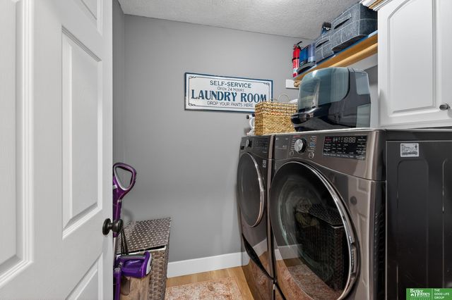 18606 Edna Street, Omaha, NE 68136