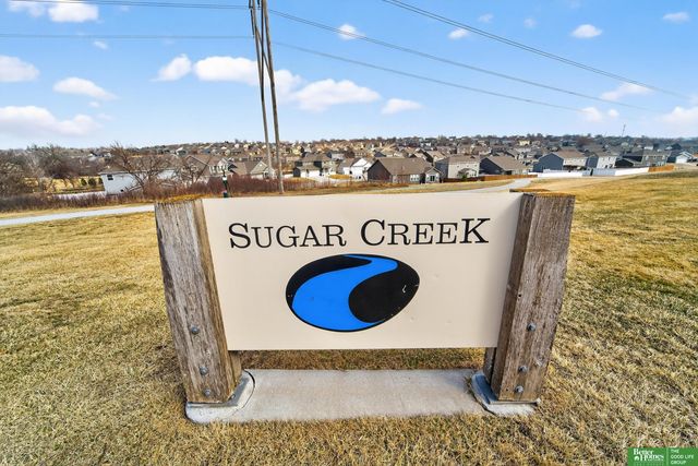 18606 Edna Street, Omaha, NE 68136