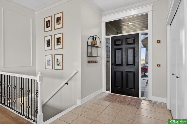 18606 Edna Street, Omaha, NE 68136