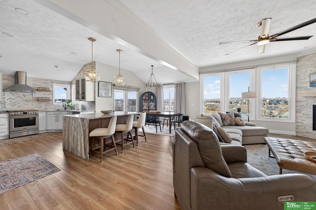 18606 Edna Street, Omaha, NE 68136