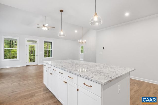 42 WHISPERWOOD CT, Troy, VA 22974