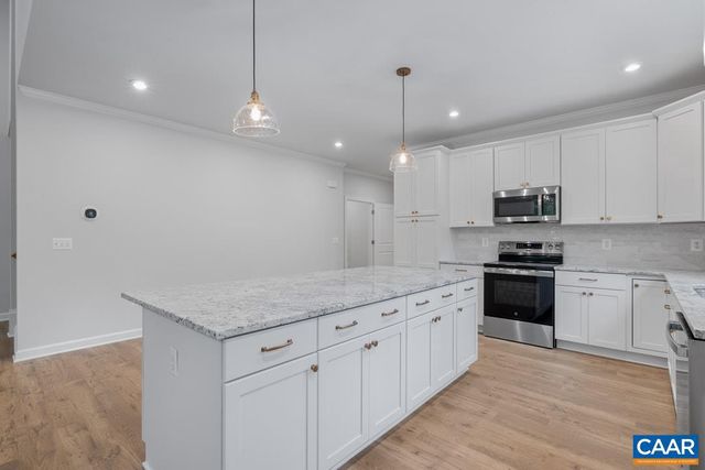 42 WHISPERWOOD CT, Troy, VA 22974