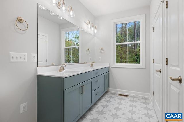 42 WHISPERWOOD CT, Troy, VA 22974