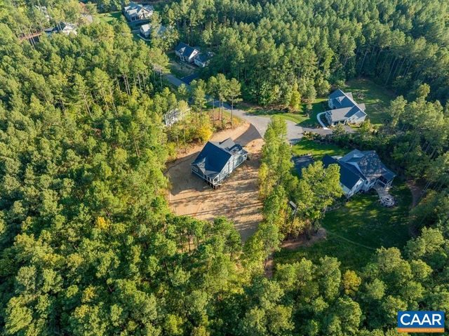 42 WHISPERWOOD CT, Troy, VA 22974