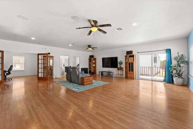 13061 Oakalla RD, Killeen, TX 76549