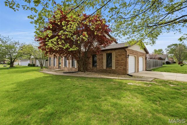 532 Homestead Avenue, Swansea, IL 62226