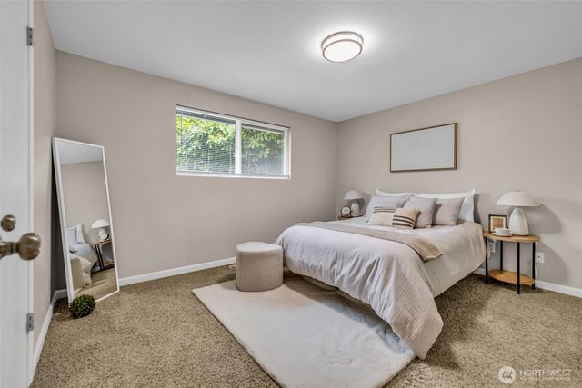 14638 124th Place NE, Woodinville, WA 98072