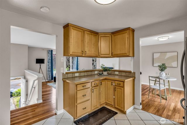 14638 124th Place NE, Woodinville, WA 98072