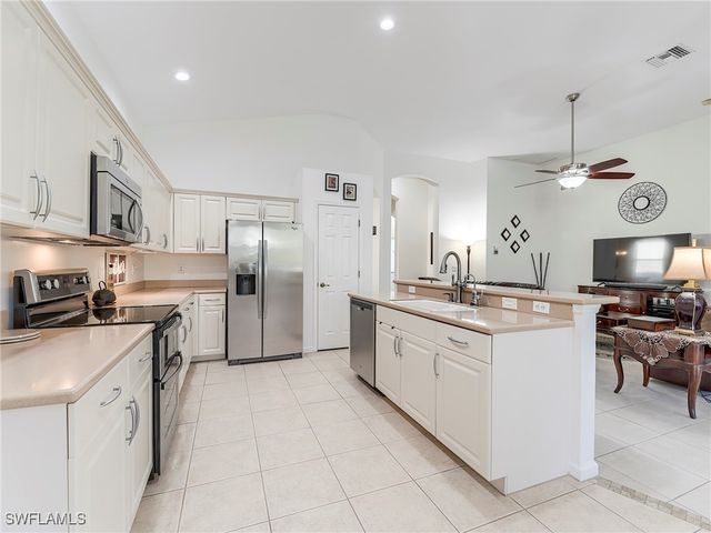 12020 Bramble Cove DR, Fort Myers, FL 33905