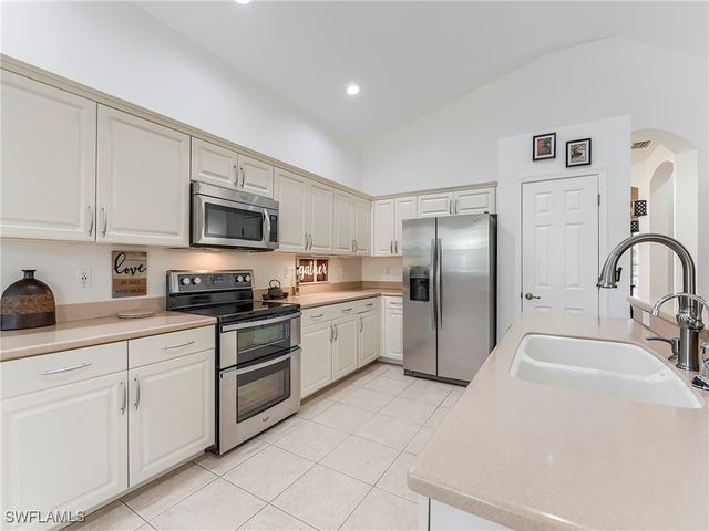 12020 Bramble Cove DR, Fort Myers, FL 33905