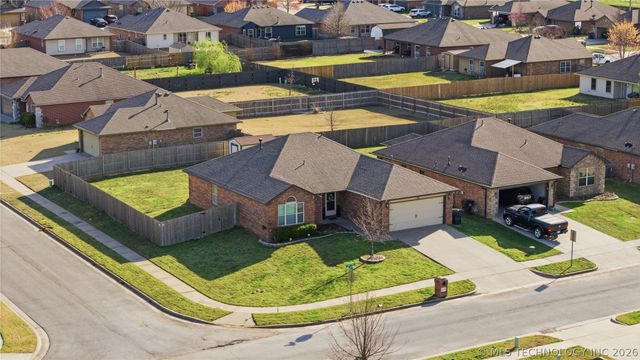 13084 E 134th Place N, Collinsville, OK 74021