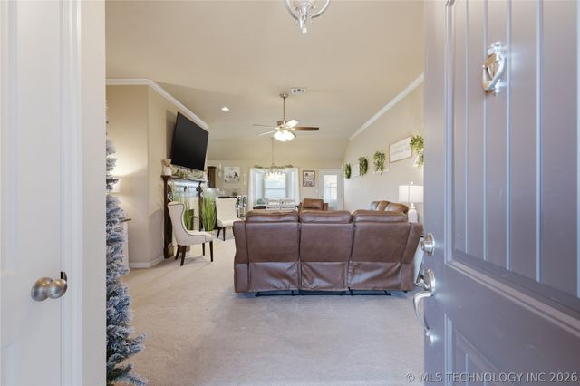 13084 E 134th Place N, Collinsville, OK 74021