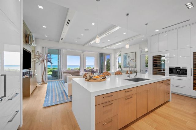 3501 N Ocean Boulevard, Gulf Stream, FL 33483