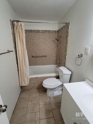 1411 Wilson Avenue, Daphne, AL 36526