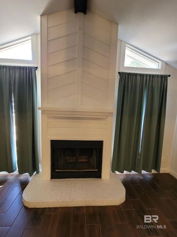 1411 Wilson Avenue, Daphne, AL 36526