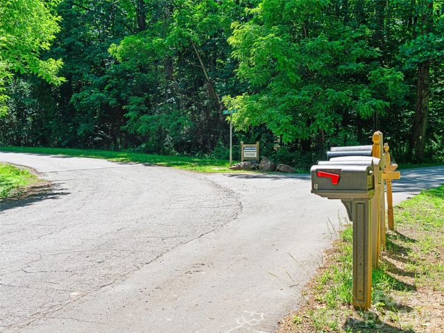 9999 Lovebird Lane 23, Candler, NC 28715