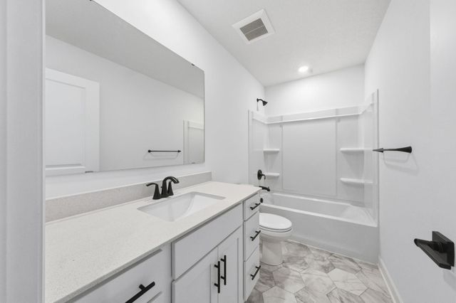 10527 Harbor Lane N, Maple Grove, MN 55369