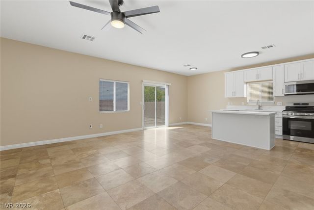 41 Rosa Rosales Court, North Las Vegas, NV 89031