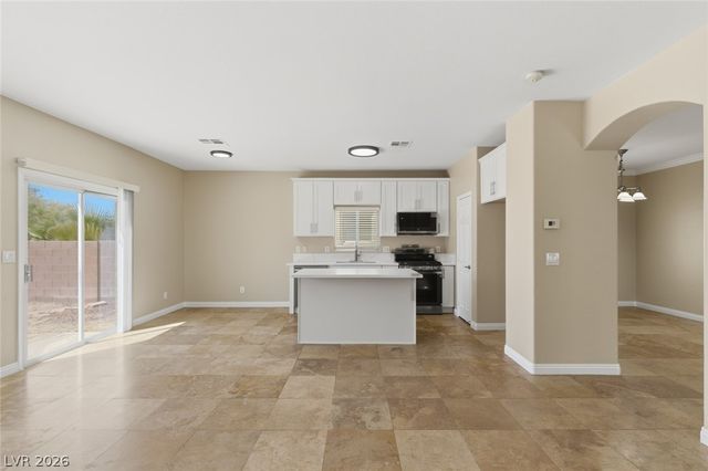 41 Rosa Rosales Court, North Las Vegas, NV 89031