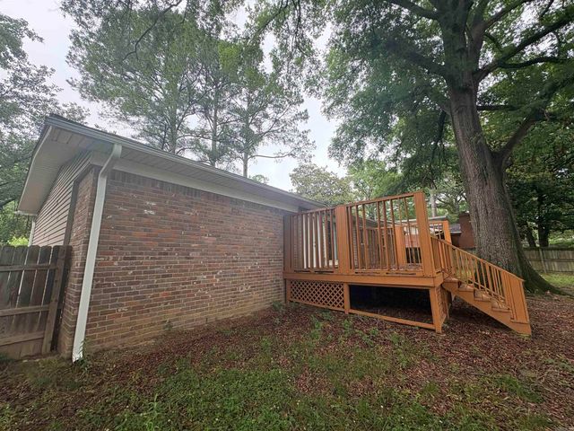 7805 Apache Road, Little Rock, AR 72205