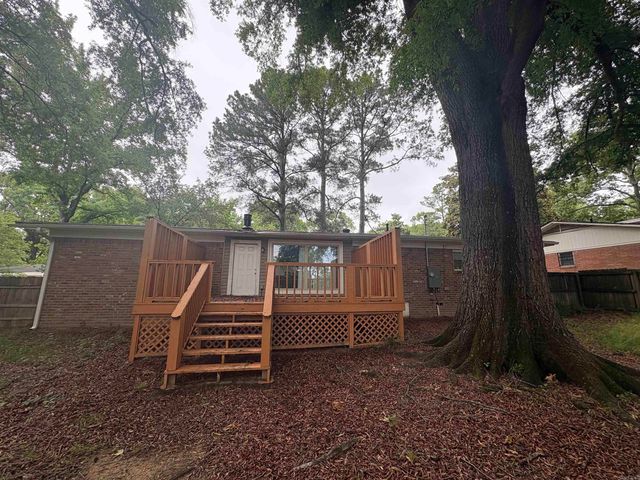 7805 Apache Road, Little Rock, AR 72205