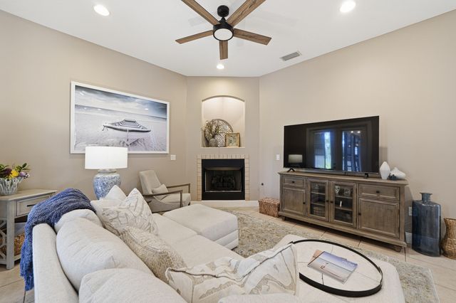 1080 Napa Way, Niceville, FL 32578