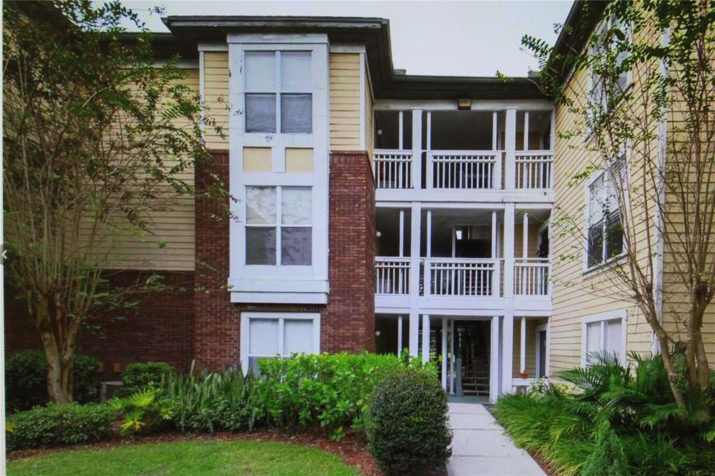 4107 CHATHAM OAK COURT 307, Tampa, FL 33624