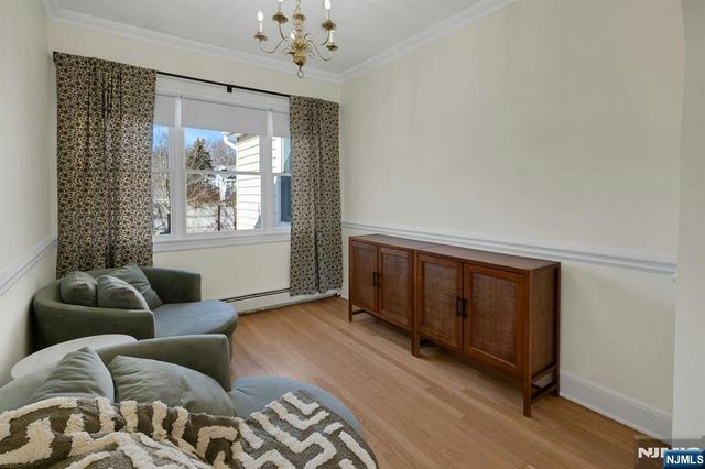 120 Meadowbrook Road, Livingston, NJ 07039