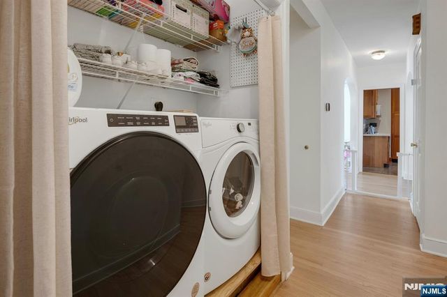 120 Meadowbrook Road, Livingston, NJ 07039