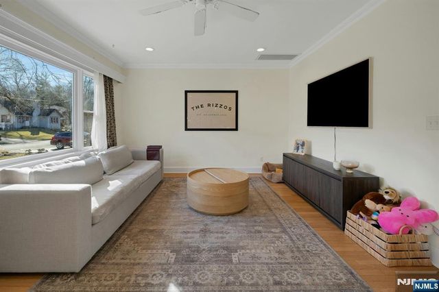 120 Meadowbrook Road, Livingston, NJ 07039