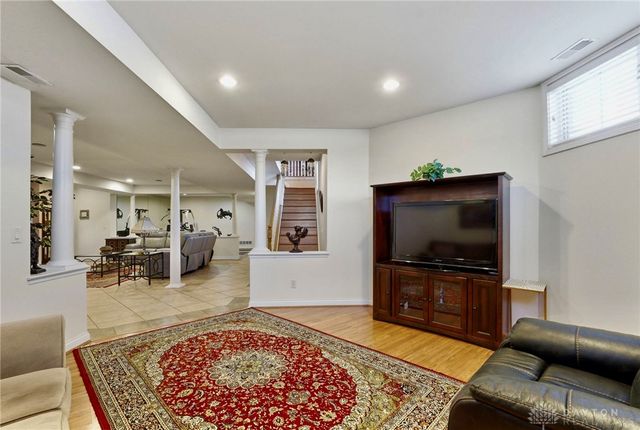 8077 Laurel Lake Court, Liberty Twp, OH 45044