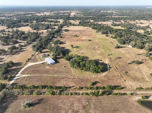 1879 County Road 413, Somerville, TX 77879