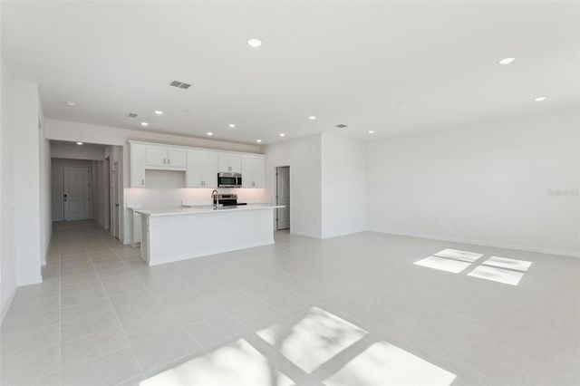 770 EMERALD GROVE DRIVE, Apopka, FL 32703