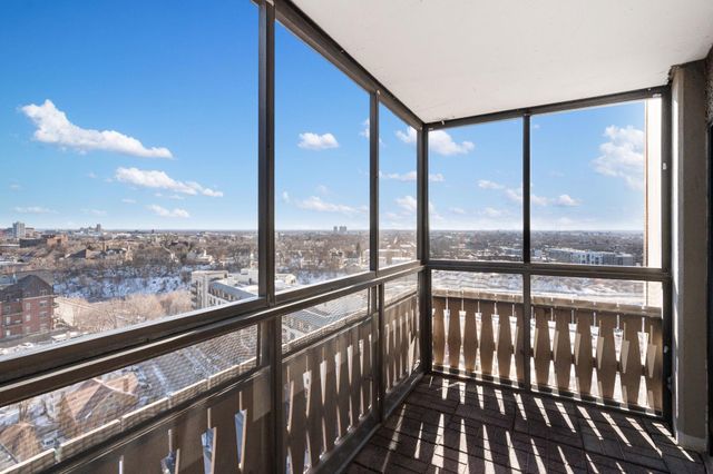 410 Groveland Avenue 1605, Minneapolis, MN 55403