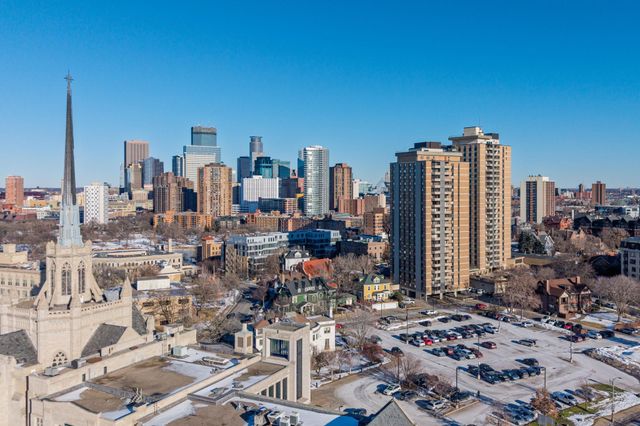 410 Groveland Avenue 1605, Minneapolis, MN 55403