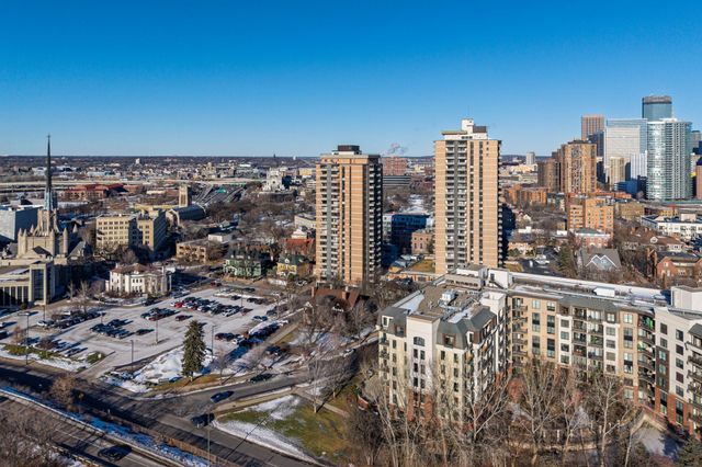 410 Groveland Avenue 1605, Minneapolis, MN 55403