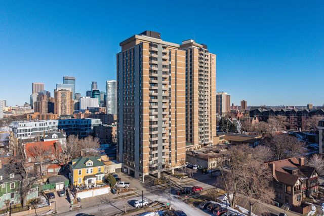 410 Groveland Avenue 1605, Minneapolis, MN 55403