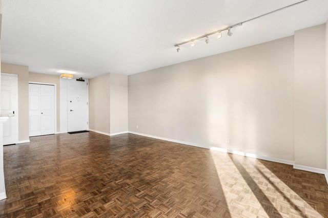 410 Groveland Avenue 1605, Minneapolis, MN 55403