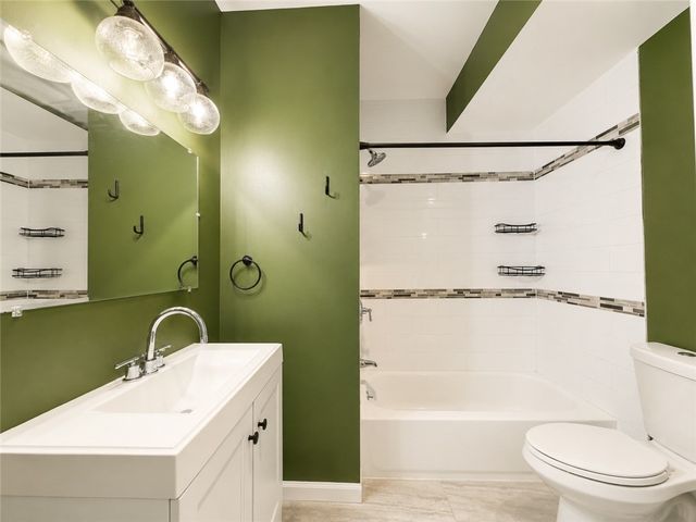 8 Slocum Street 9, Providence, RI 02909