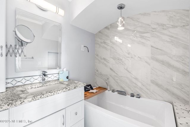 14073 PINE ISLAND Drive, Jacksonville, FL 32224