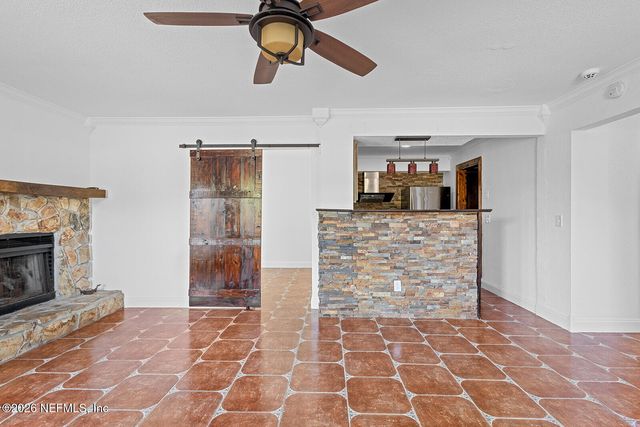 11477 FT CAROLINE LAKES Drive N, Jacksonville, FL 32225