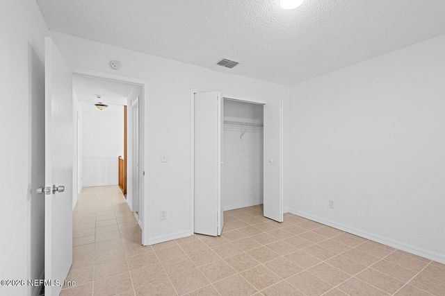 11477 FT CAROLINE LAKES Drive N, Jacksonville, FL 32225