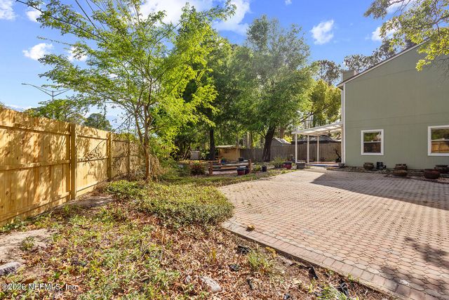 11477 FT CAROLINE LAKES Drive N, Jacksonville, FL 32225