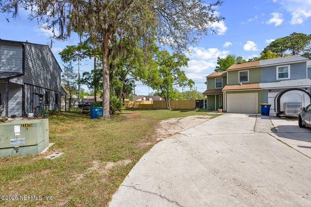 11477 FT CAROLINE LAKES Drive N, Jacksonville, FL 32225