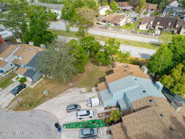 11477 FT CAROLINE LAKES Drive N, Jacksonville, FL 32225