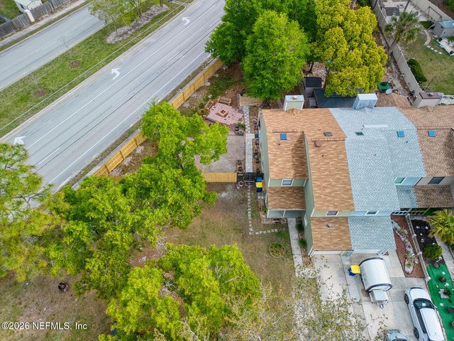 11477 FT CAROLINE LAKES Drive N, Jacksonville, FL 32225