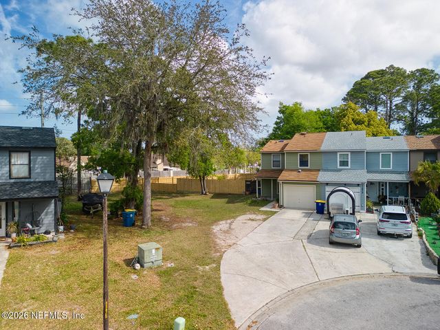 11477 FT CAROLINE LAKES Drive N, Jacksonville, FL 32225